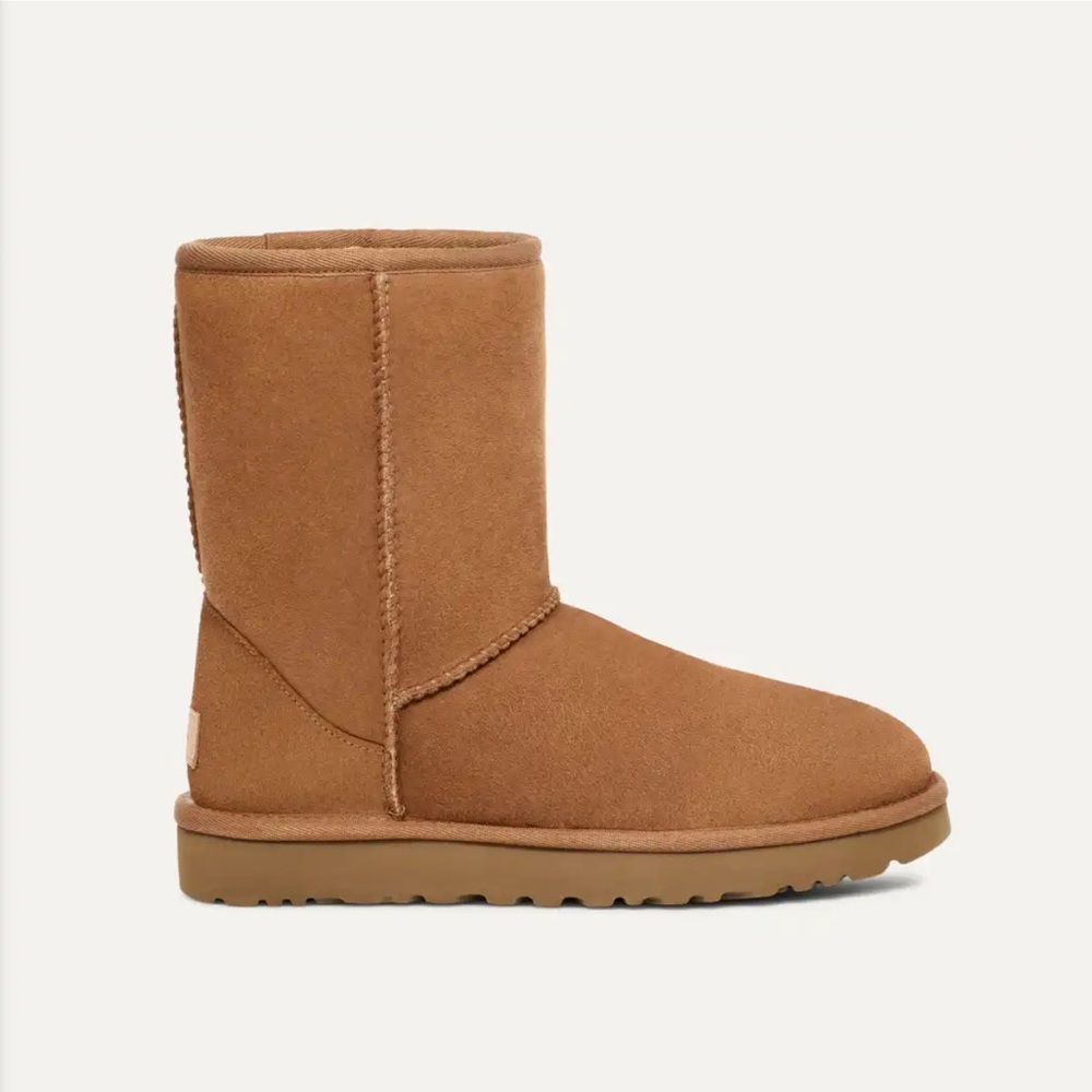 Classic Short II Boots UGG